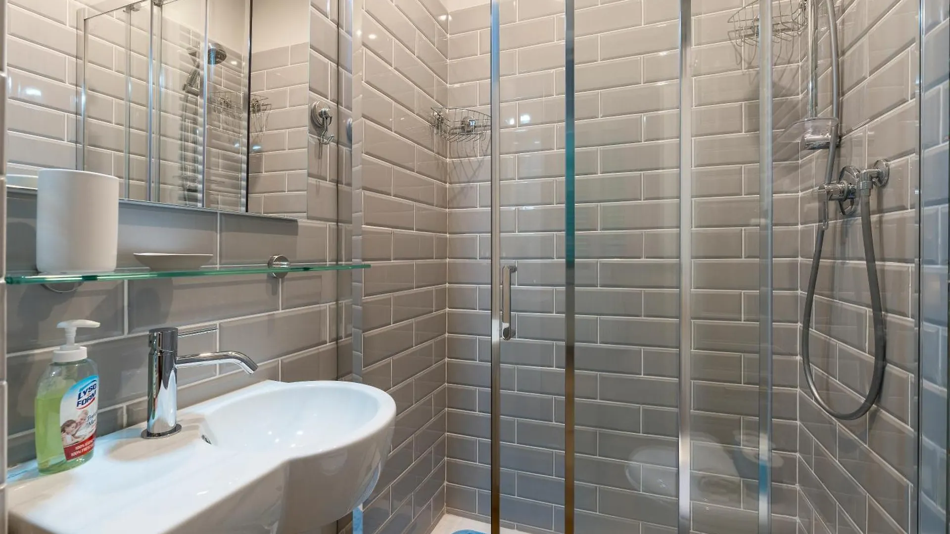 Laura 68 Apartman Firenze